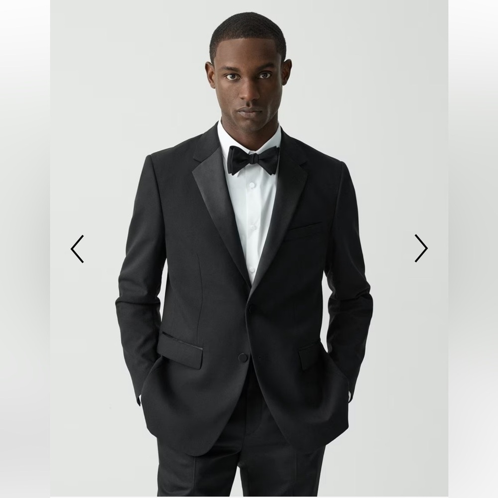 THEORY***Chambers Men's Black Tuxedo Blazer***Size 38R $695